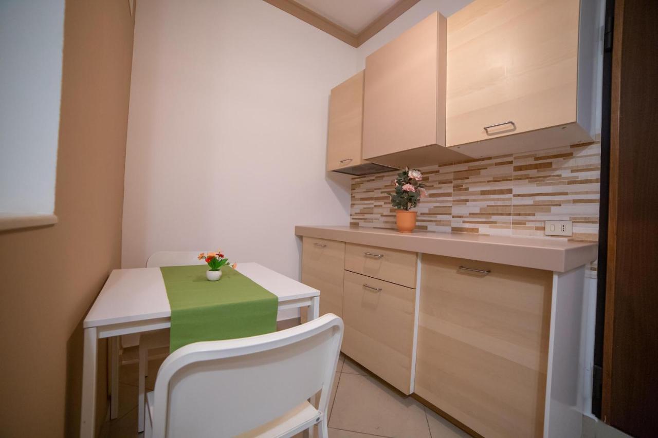 Bed and Breakfast Antichi Profumi CTA Exterior foto