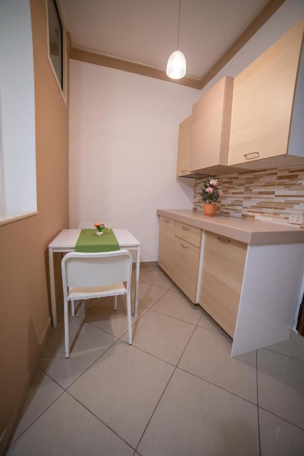 Bed and Breakfast Antichi Profumi CTA Exterior foto